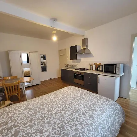 Guest house Idealement Situes - Eu