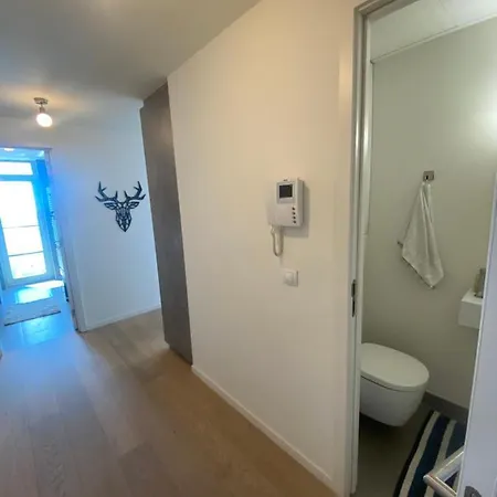 Private On An Espectacular And Unique View Shared Flat Apartamento Bruselas