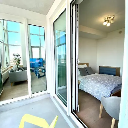 Private On An Espectacular And Unique View Shared Flat *
