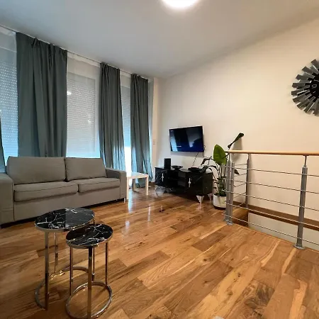 Design Europarlament With Private Terrace Apartment *