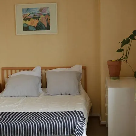 1 Apartment