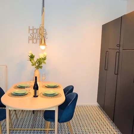 Apartment Sweet Center *
