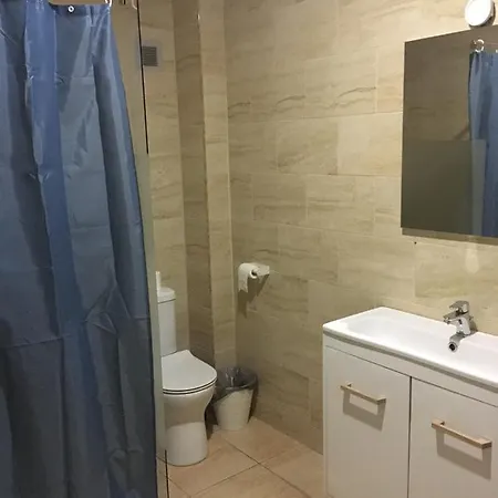 Albert Hotel 2*