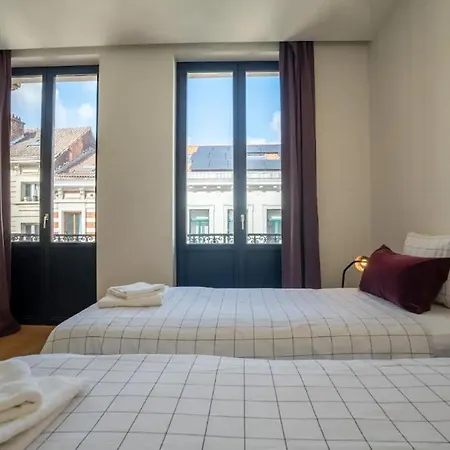 Beautiful 2-bedroom In The Center Of *