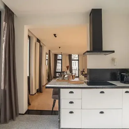 Beautiful 2-bedroom In The Center Of Bruxelles