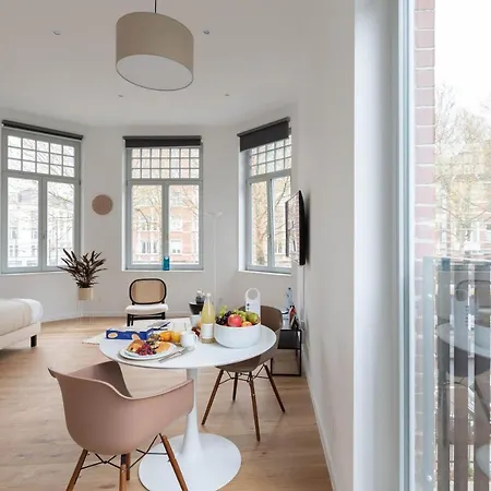 Apartment Sweet - Churchill *