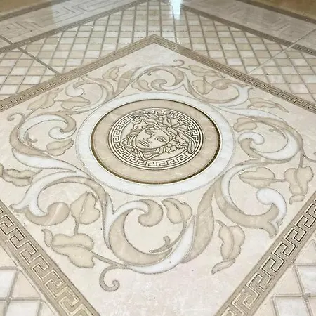 Luxurious In The Center Of Appartamento