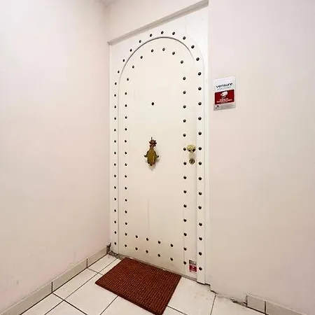 Luxurious In The Center Of *