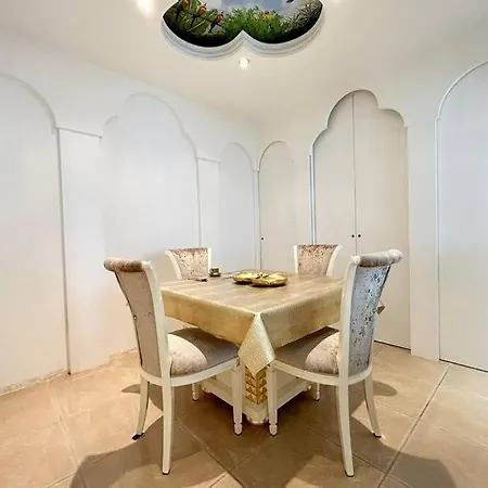 Appartement Luxurious In The Center Of