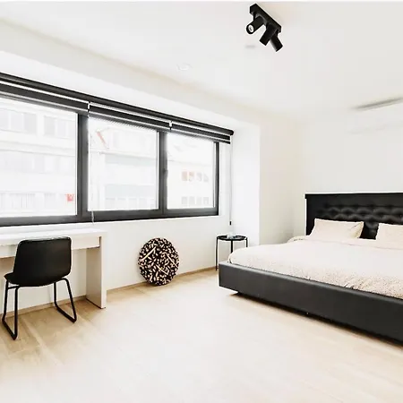 Palace Expo * Bryssel