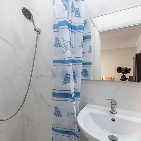 Dupont Gare Du Nord Brüksel