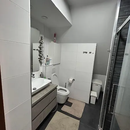 Un Duplex Chic Pour Une Experience Unique A Cote De La Basilique Appartamento