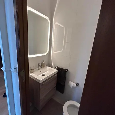 Un Duplex Chic Pour Une Experience Unique A Cote De La Basilique Apartment