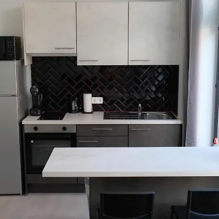 The Elise Apartment *