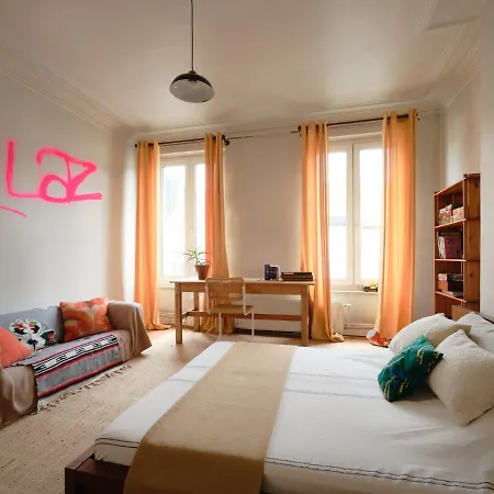Charming And Spacious House With Leafy Private Garden Close To Historical Center Of Bruxelles