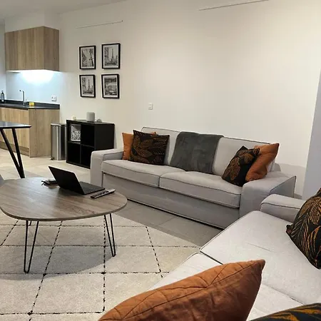 Canal View One Bedroom Flat Βρυξέλλες
