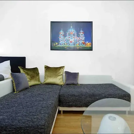 Luxury 2 Bedroom Appartement