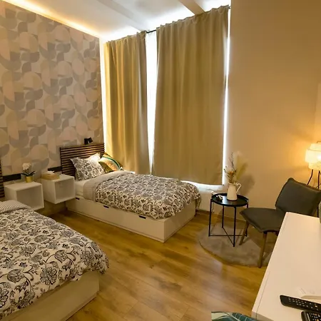 Golden Dove Luxury Aparts Appartamento Bruxelles