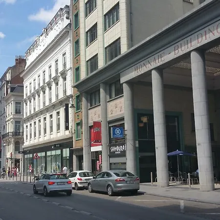 Monnaie *