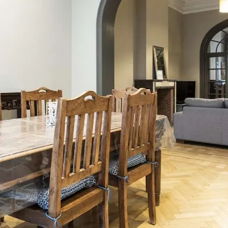 Chic 3-bedroom For Rent To Professionals In Ixelles