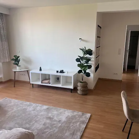 Apartment 2 A *
