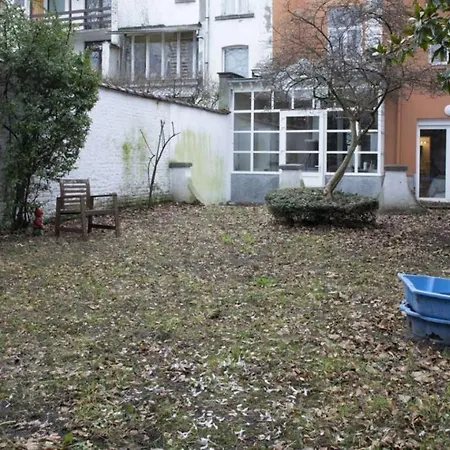 Chic 3-bedroom For Rent To Professionals In Ixelles Apartment
