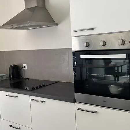 A Great One Bed Flat Special Number 98 Brüsszel