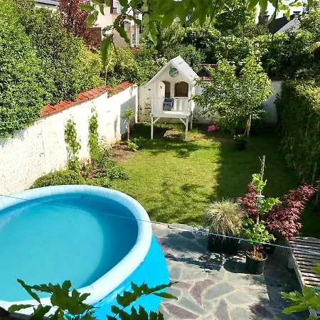 Homestay Calm, & Birdsong Near The Center