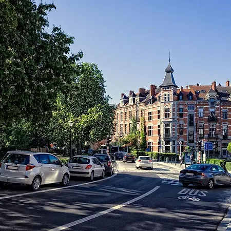 Charles - Ambiorix Aparthotel