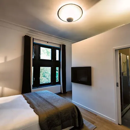 Charles - Ambiorix Aparthotel Brussels