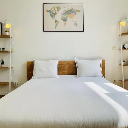 Down-town 1 Bedroom Flat アパート ブリュッセル