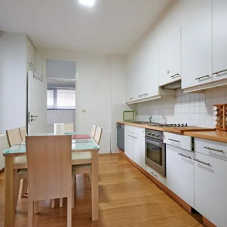 Au Centre De Pret Du * Brüksel