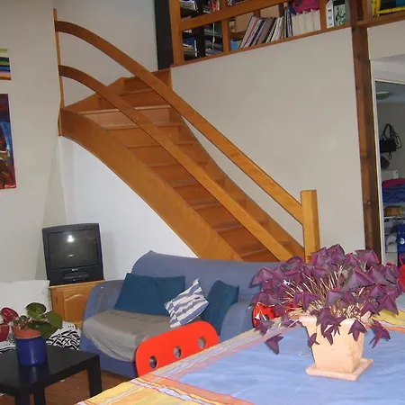 Chambre-place Stephanie Δωμάτια σε οικογενειακή κατοικία