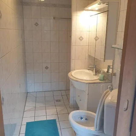 Appartement Rez De Chaussee - Erasme Brussel