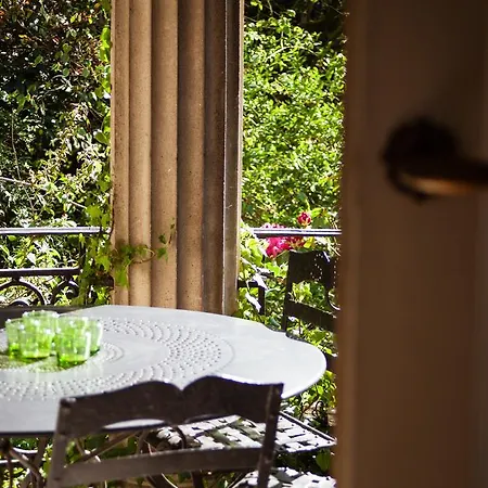 La Maison Chantecler 2*