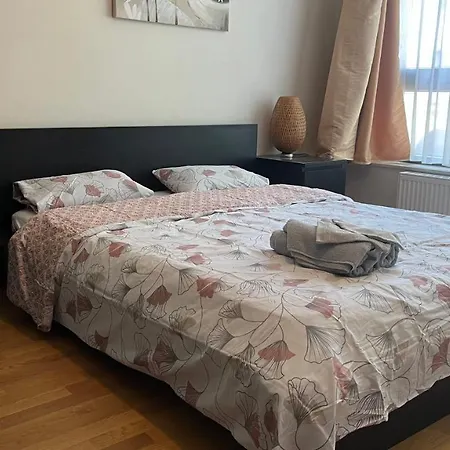 Duplex Tres Agreable Et Tres Calme Bruxelas