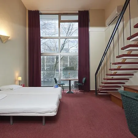 Hotel Brussels Отель