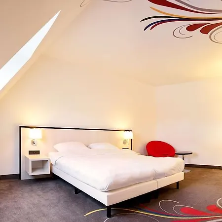 Park By Radisson Centre Midi Hotel