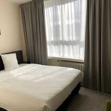 Slina Bruselas
