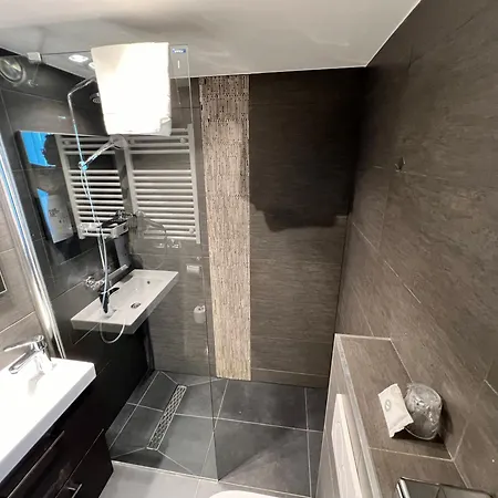 Hotel Western Royal Centre 3*