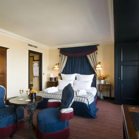 Barsey By Warwick Hotel