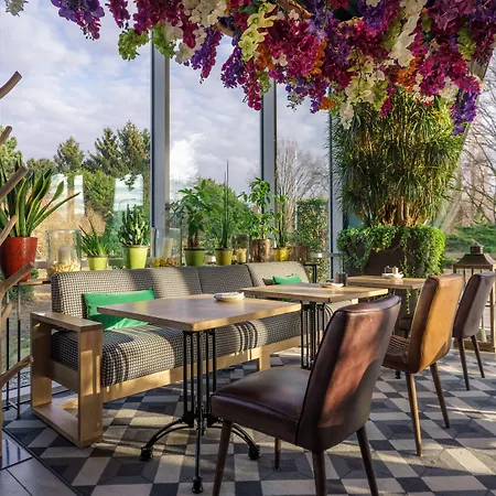 Brussels Airport By Ihg Отель 4*
