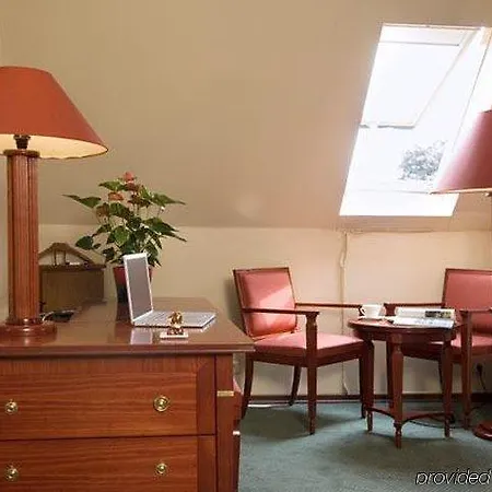 Hotel Zoom Hotel