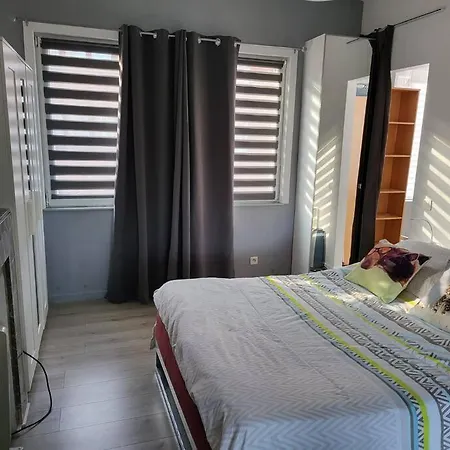 Cosy Anderlecht Apartamento *