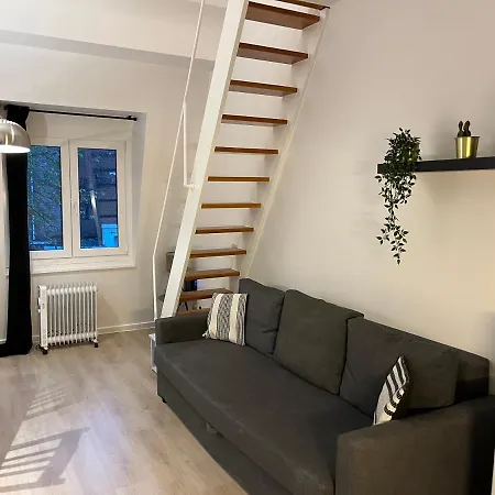 Center Flat