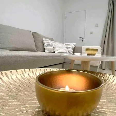 One Bedroom With View Jacuzzi And Furnished Balcony At Koekelberg * Bruxelles