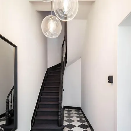 Bedrooms Fully Equipped In A Beautiful House Saint-Gilles