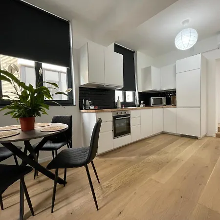 Duplex 2 *