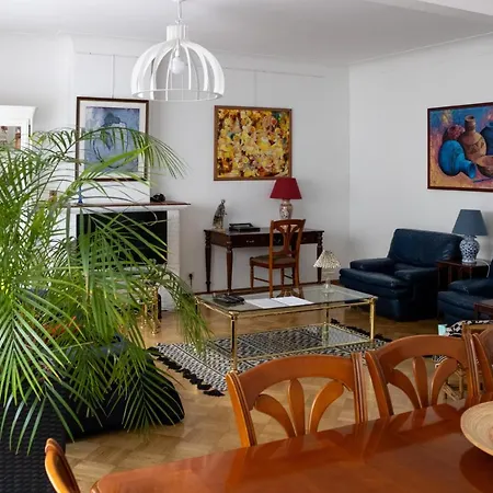 Apartment Elegance ,space & Luxury In Brüssel