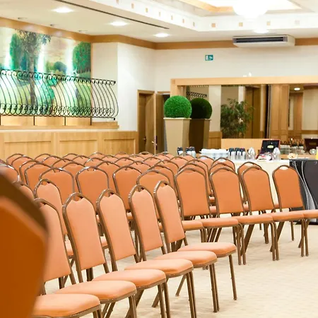 Le Châtelain 5*